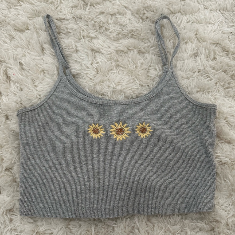 gray hollister crop top